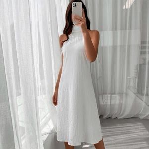 BRAND NEW Halter dress